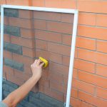 cleaning window screens before winter